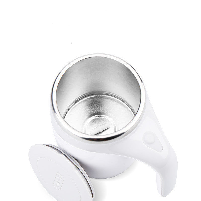 Tasse à café rechargeable avec agitateur automatique