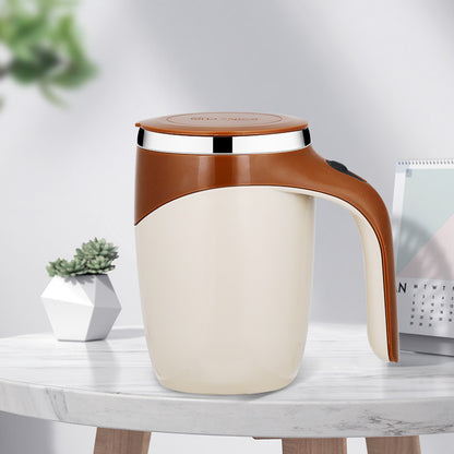 Tasse à café rechargeable avec agitateur automatique